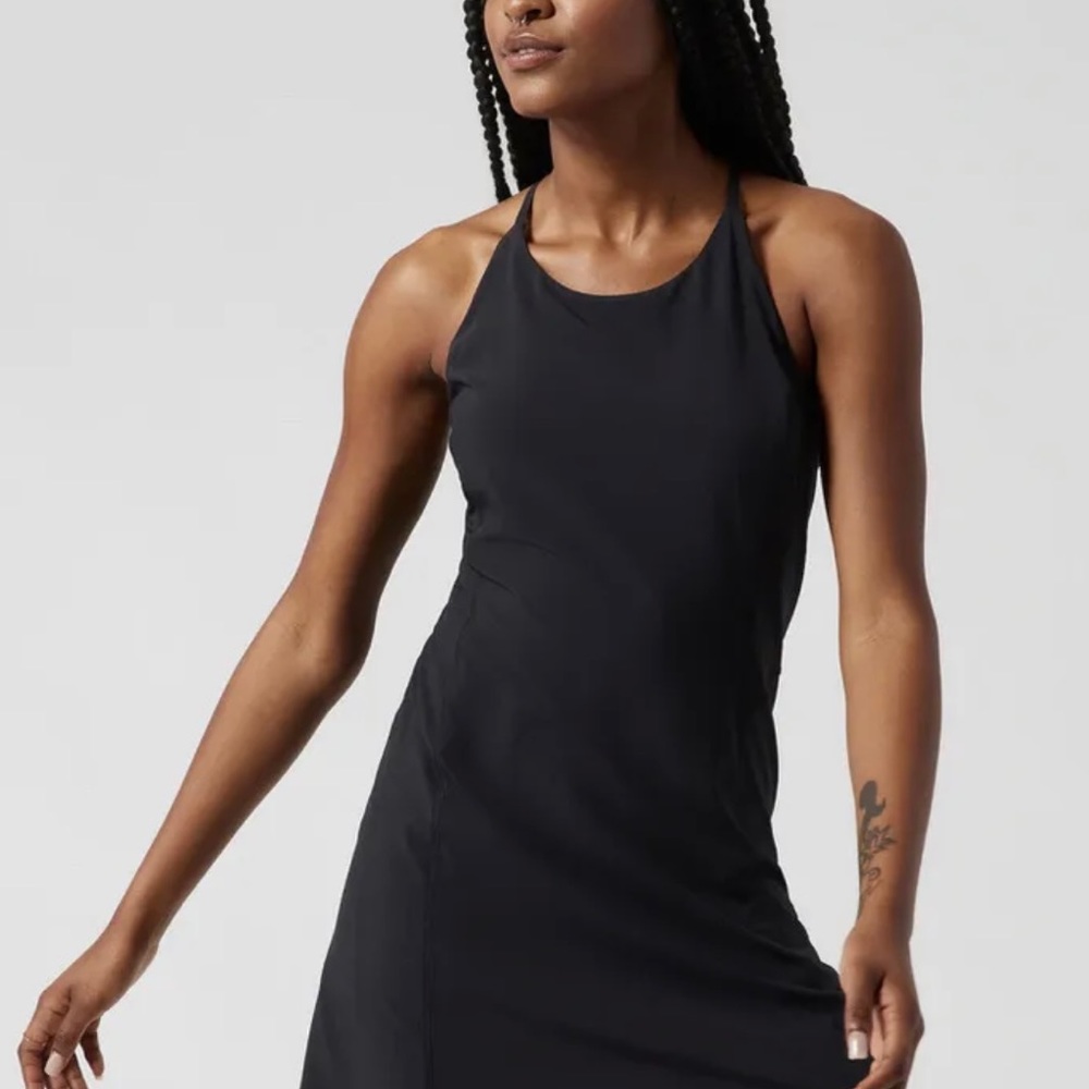 New with tags. ATHLETA Infinity Dress Black Size Medium/Petite